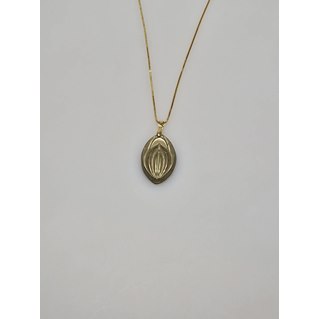 Necklace Vagina, pyrite